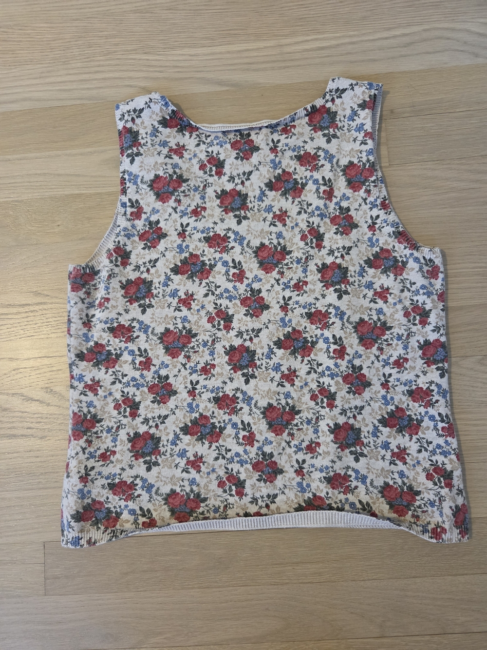 Ralph Lauren Floral Scoop Neck Tank Top And Cardigan Set - Picture 3 of 9